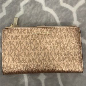 Michael Kors Rose-gold wallet